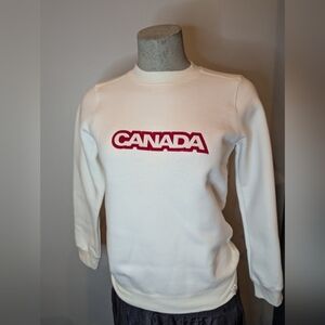 NWT Hudson's Bay Official Canada Olympic Team sweat shirt, XS/S women 14 youth
